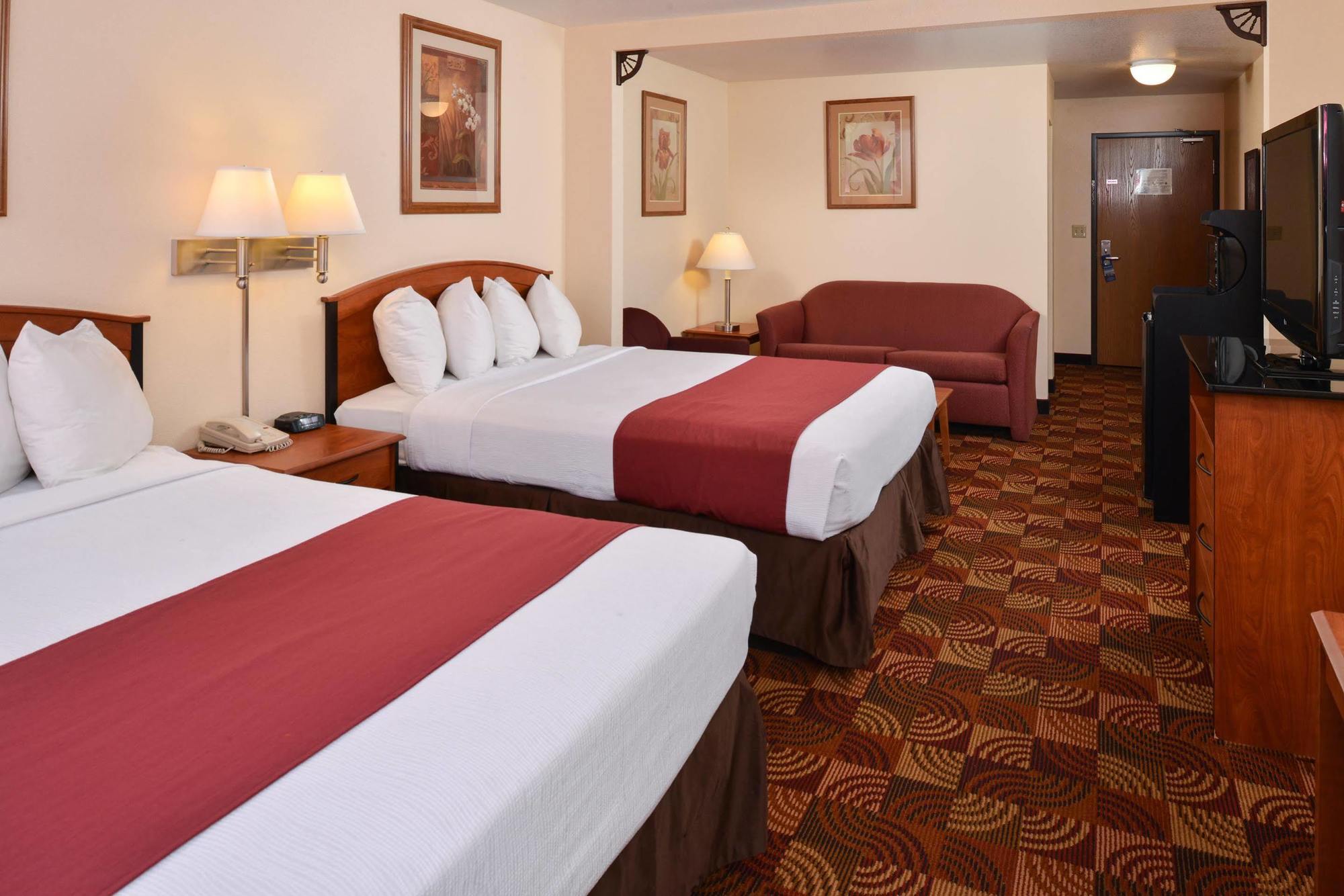Best Western Laramie Inn & Suites Exterior photo